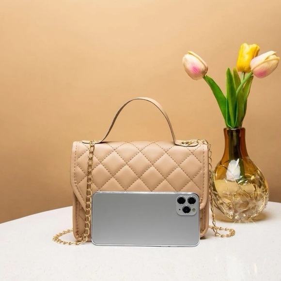 Waterproof,Lightweight,Business Casual Mini Quilted Embossed Flap Square Bag - Picture 4 of 6